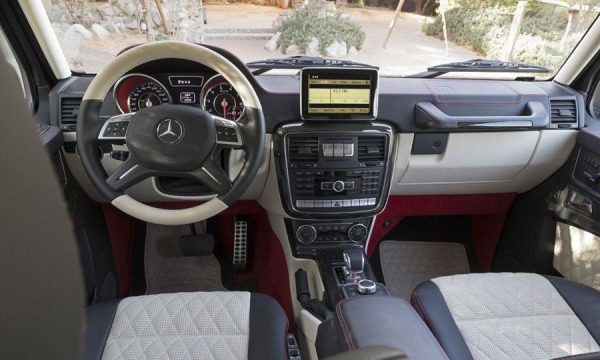 mercedes-benz-6x6-dash