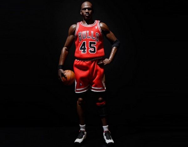 michael Jordan 45 figure  enterbay