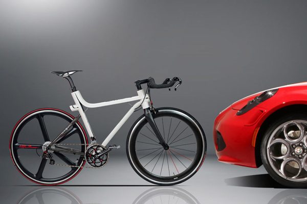 Alfa-Romeo-x-Compagnia-Ducale-IFD-4C-Carbon-Fiber-Road-Bike-1