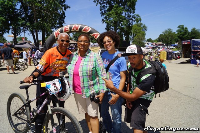 miss kitty black girls do bike