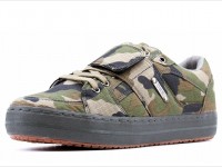 limited-edition-dzr-camo-shoe 1