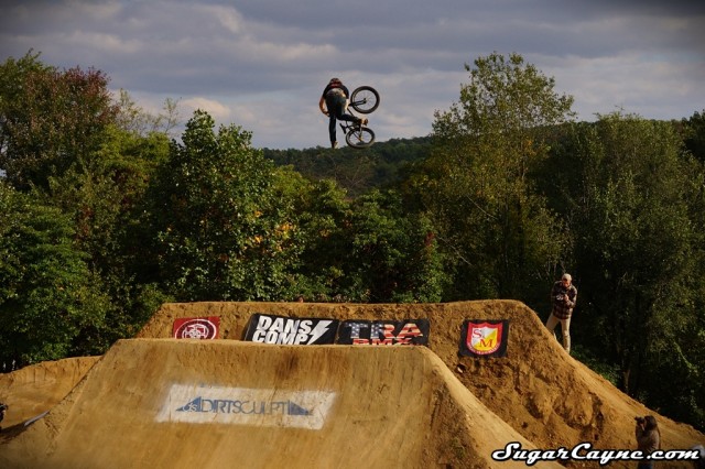 tra dirt jump comp