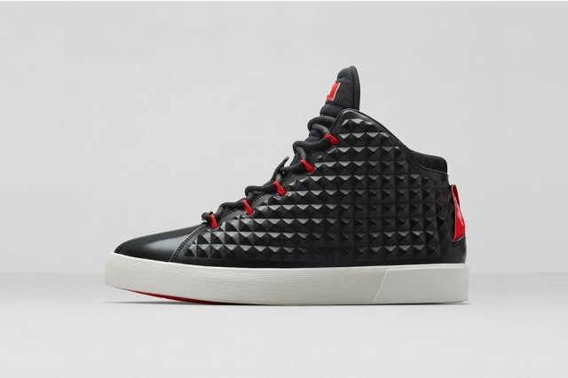 nike-lebron-12-lifestyle-2