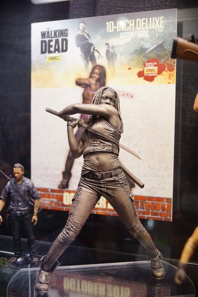 michonne toy (5)