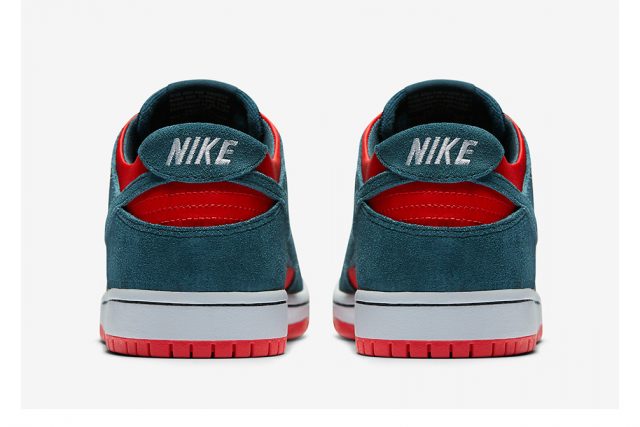 nike-sb-reverse-shark-rear