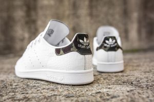 adidas-stan-smith-cam-snakeskin-heel