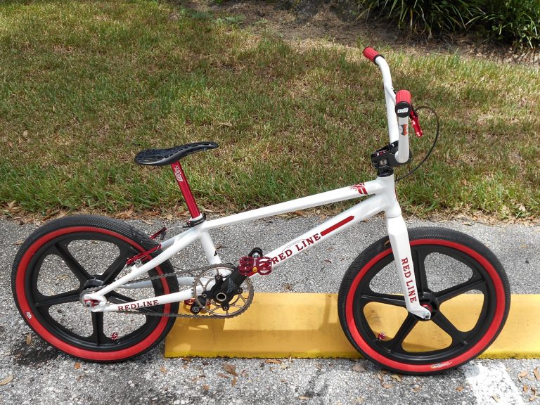 black redline bmx