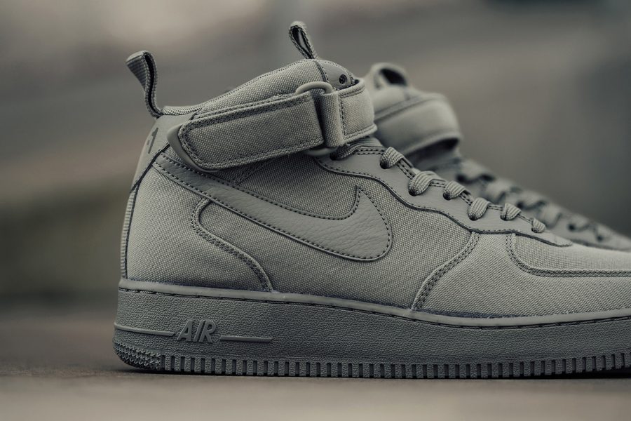 Nike's Air Force 1 Mid 