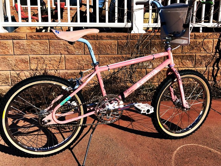 pink hutch bmx