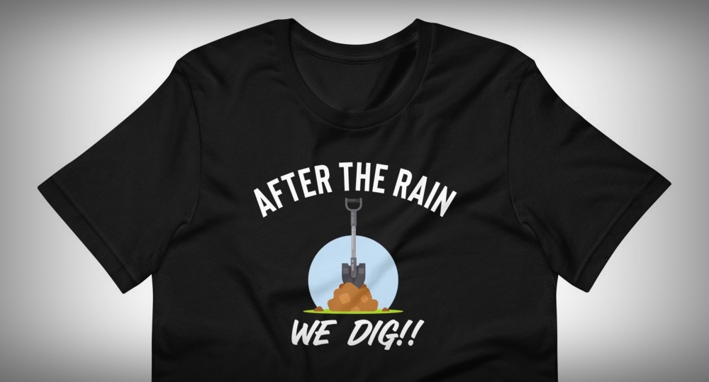 trail digging t-shirt