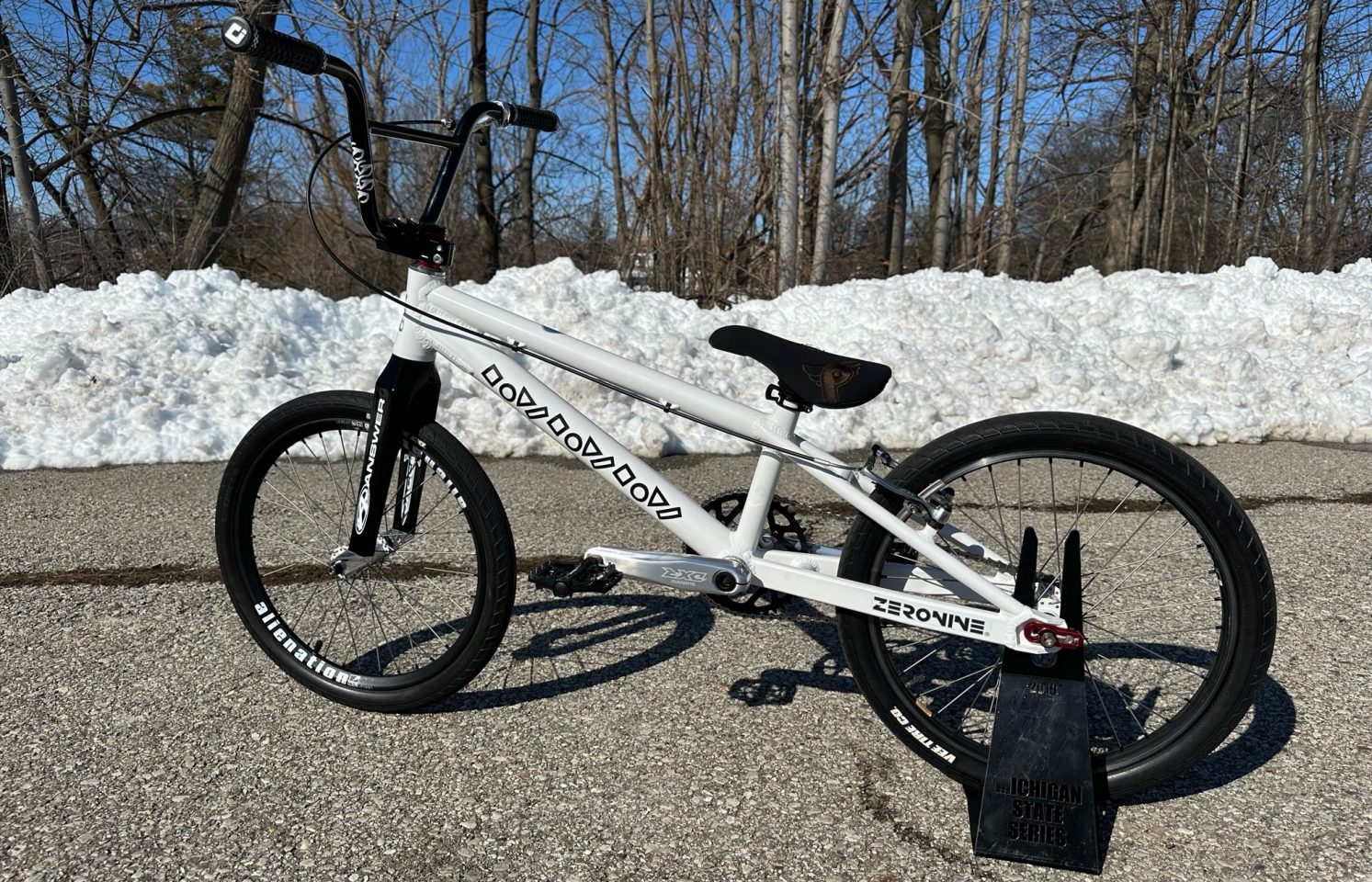 zeronine bmx racing bike