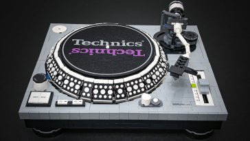 Lego Technics SL-1200 MK2 toy